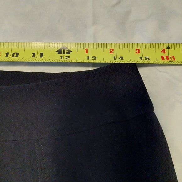 Talbots Black Pencil Skirt With 2 Back Splits, Size 8P - Picture 5 of 7